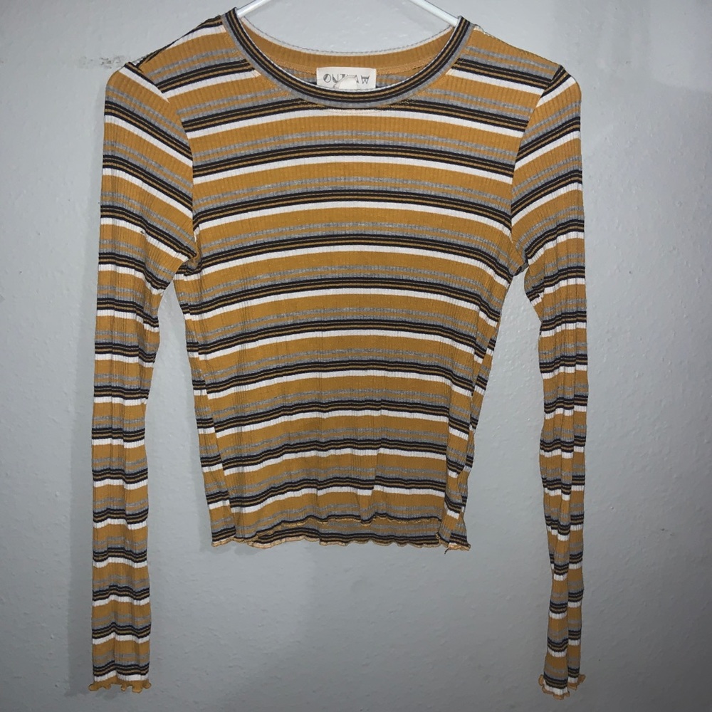 Long Sleeve yellow striped.
